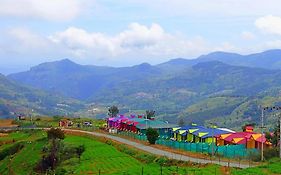 The Bowers Chalet Private Campfire & Lawn Bbq, Wifi, Breakfast Hill Top 360 Degree View